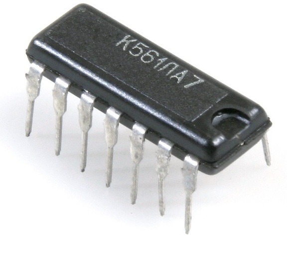 К561ЛА7  90-93г