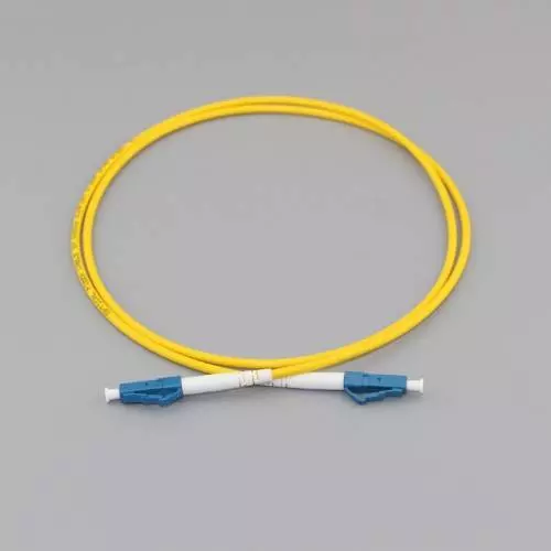 Патч-корд одномодовый LC-LC, 20м  (simplex) (9/125 LC-LC/UPC 3,0mm G657)