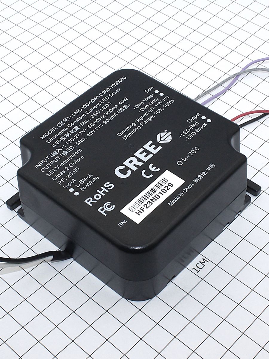 AC/DC-драйвер для LED 900мА 40W 120…277V->40V, диммируемый 0/1-10V 10%-100% (LMD300-0040-C900-7030000)