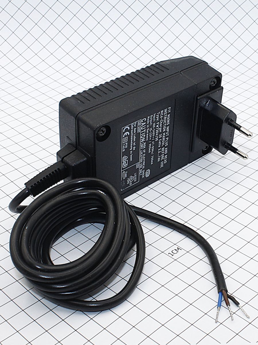 AC/DC Адаптер 14-30W  100-240->15-32V  0.95A (1811894) (3.5-7Ah NiCd-Charger 20 Cells)