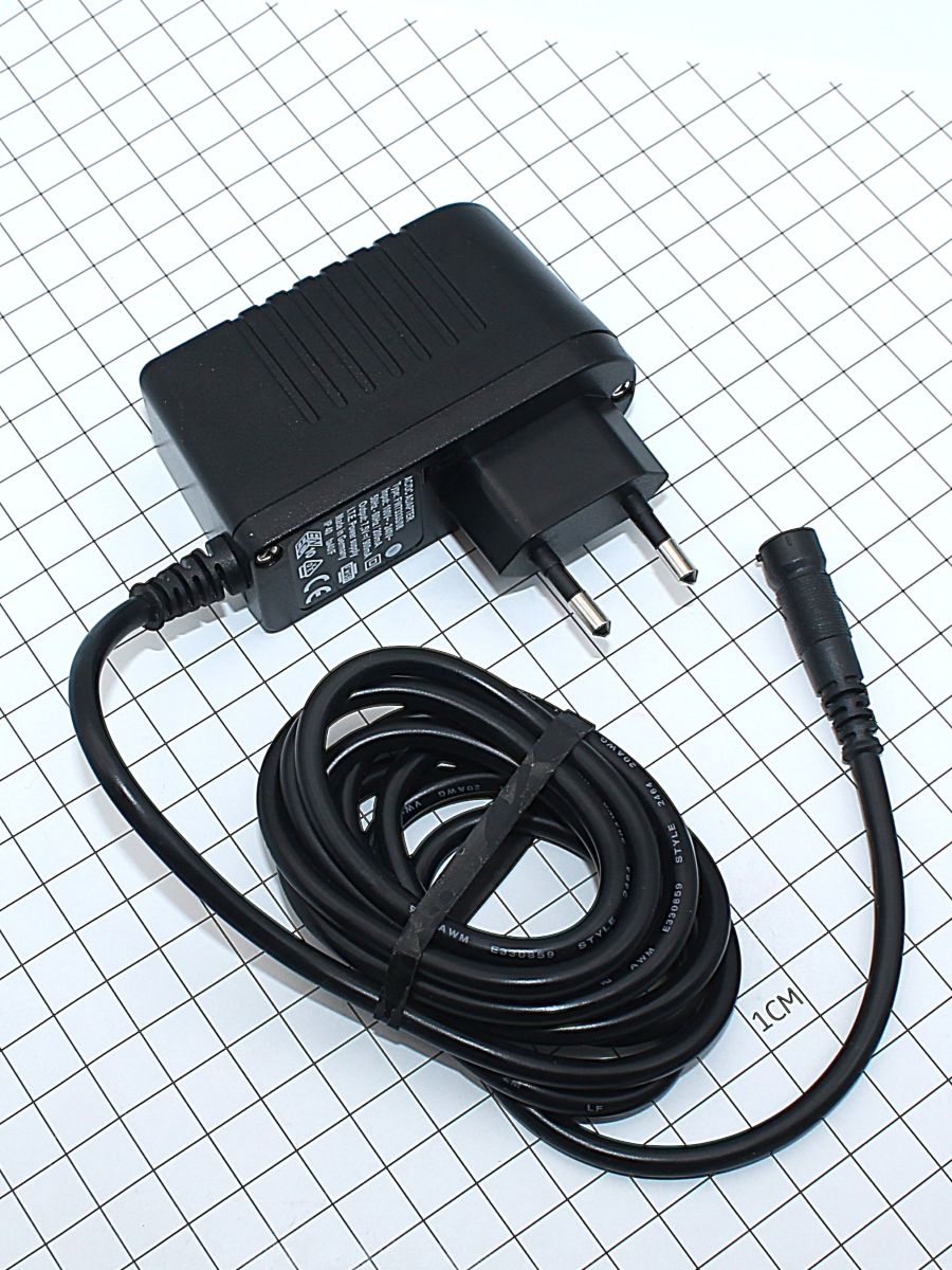 AC/DC Адаптер  6,8W 100-220->7,5V/0,9A (1829493)