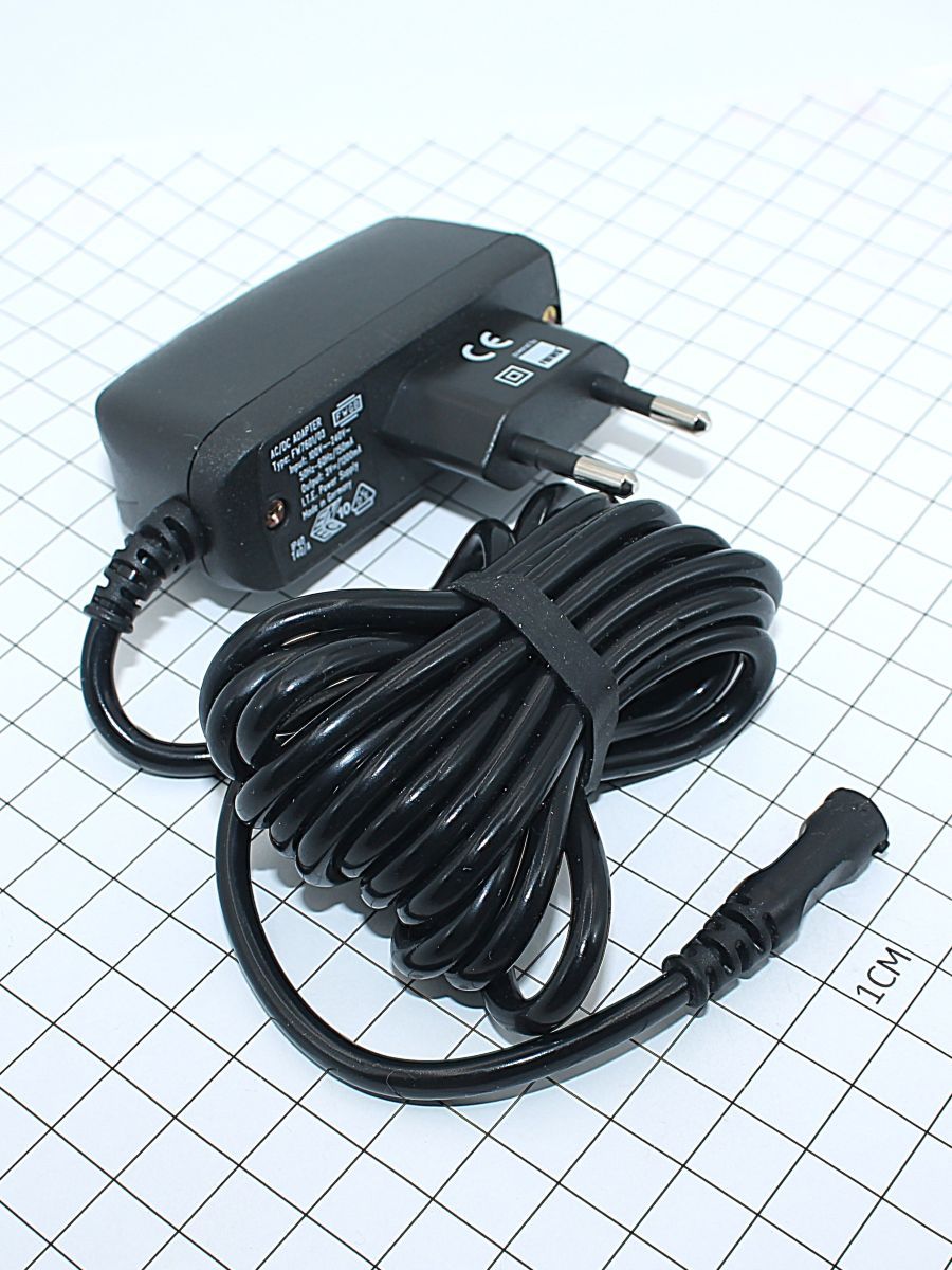 AC/DC Адаптер 3,9W 220->3V/1,3A (1883765) AC/DC Адаптер 3,9W 220->3V/1,3A (1883765)