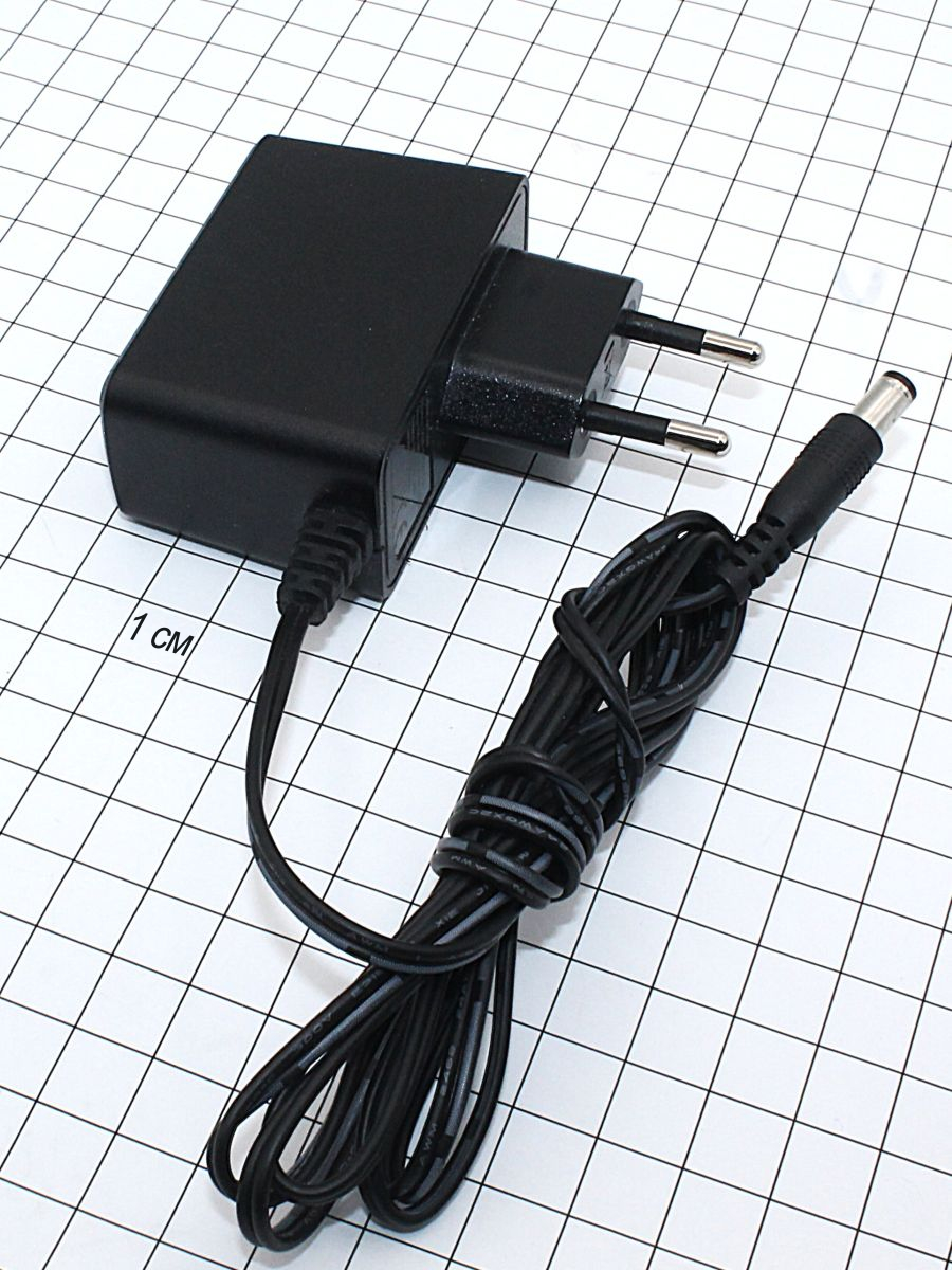 AC/DC Адаптер 18W 220->12V/1,5А  (GQ18-120150-CG)