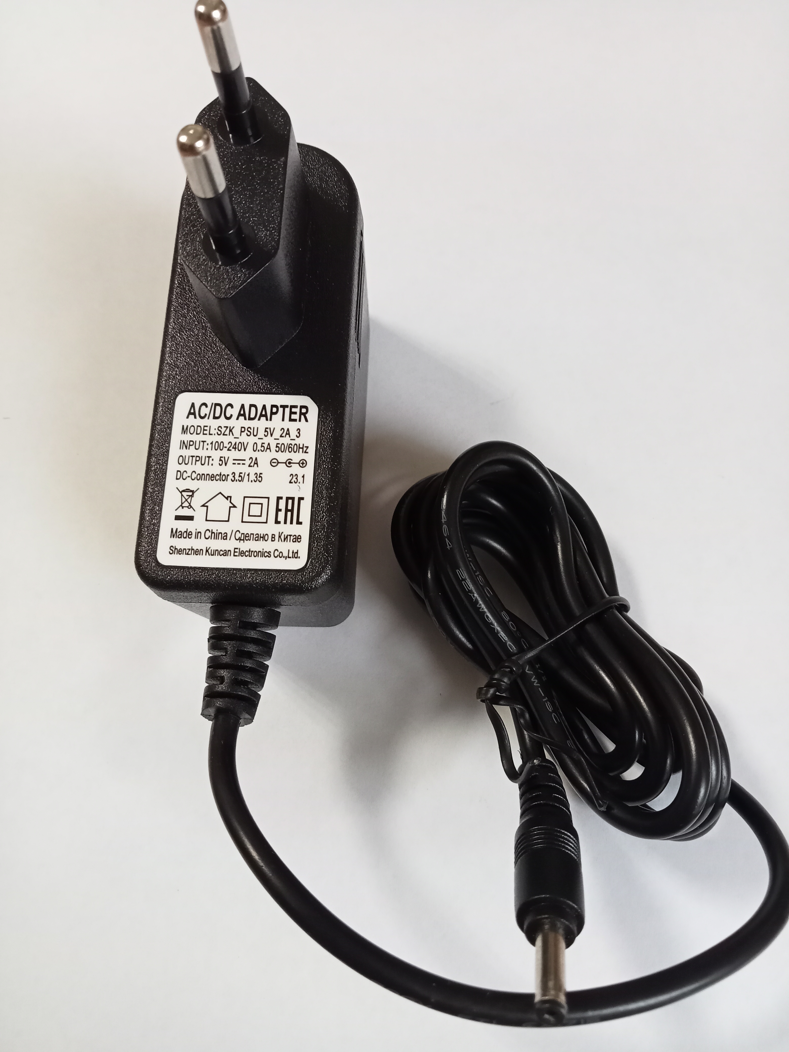 штекер 3,5х1,35 AC/DC 10W 220-> 5V/2 (SZK-PSU-5V-2A-3), 3,51,35