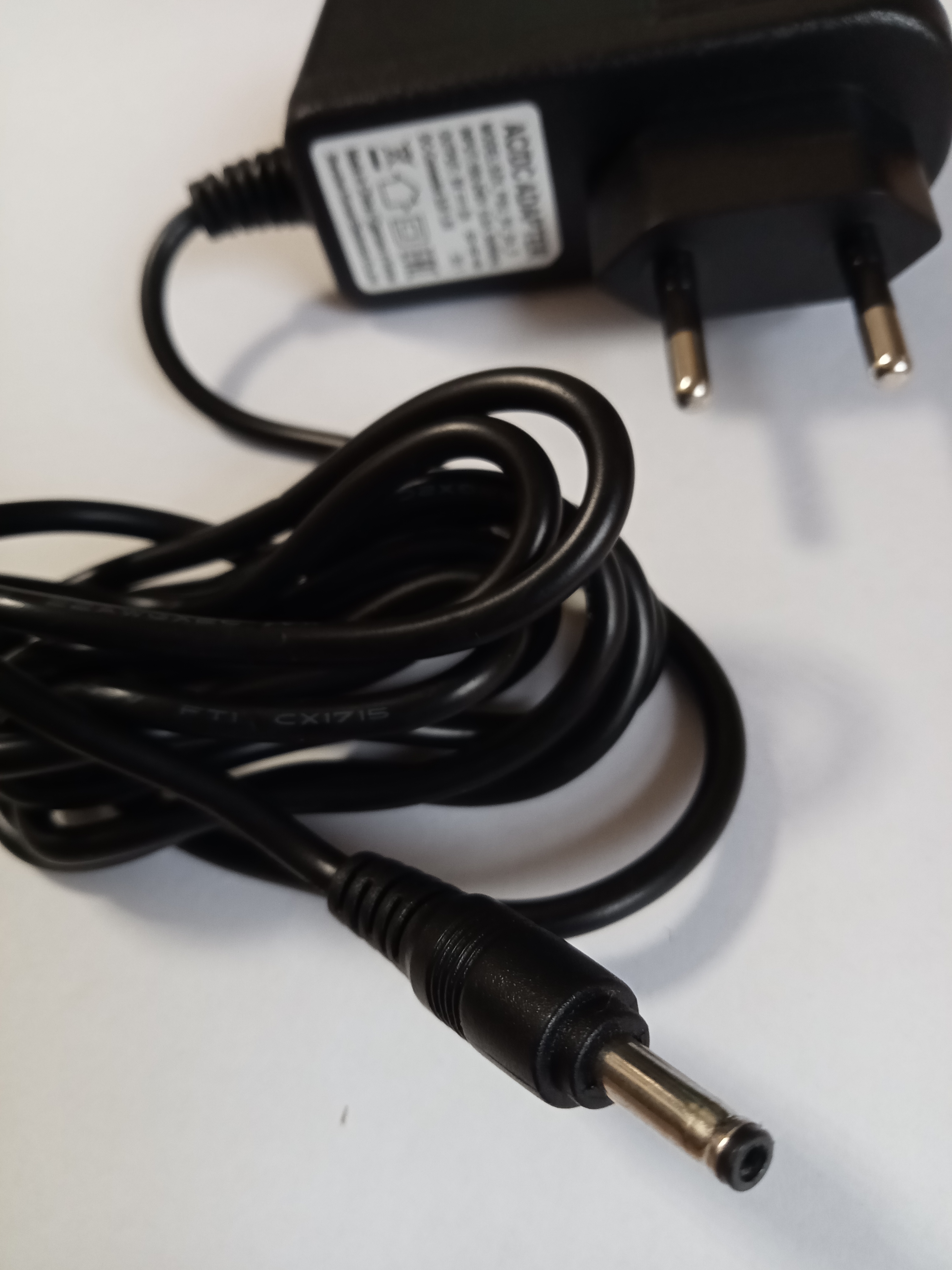 AC/DC Адаптер 10W 220-> 5V/2А  (SZK-PSU-5V-2A-3), штекер 3,5х1,35
