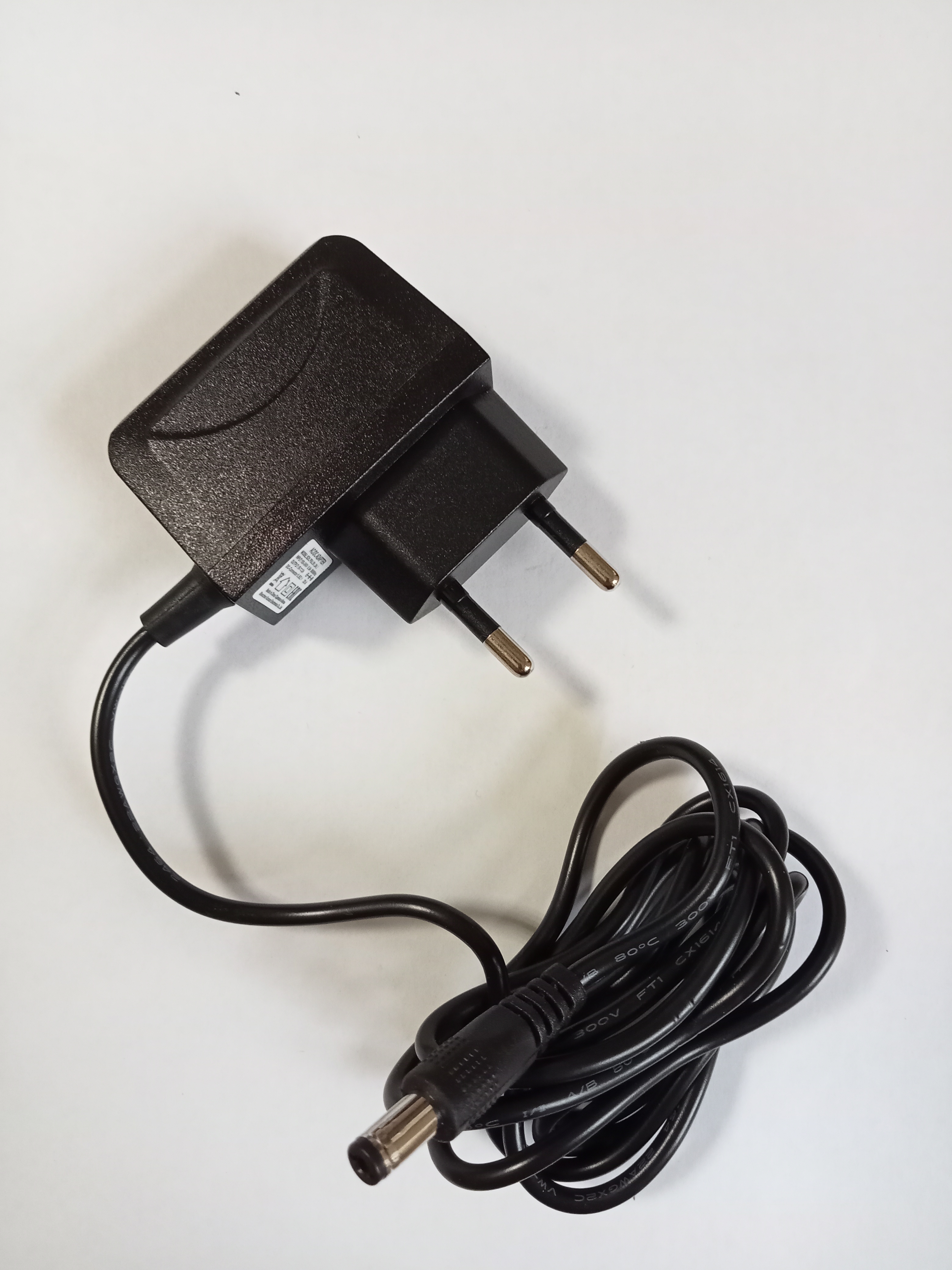 AC/DC Адаптер 10W 220-> 5V/2А  (SZK-PSU-5V-2A-1), штекер 2,1х5,5