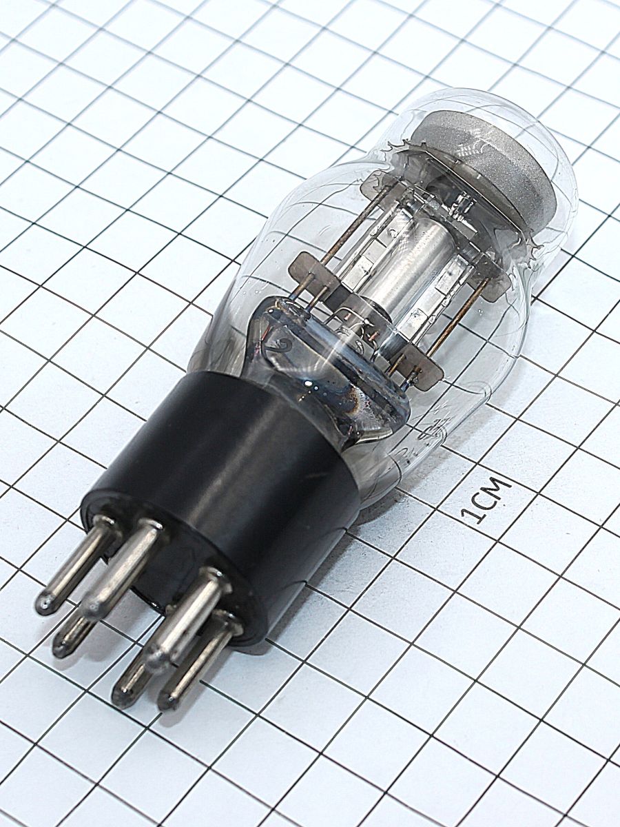 Лампа:6Е5   фигурная  1940г (импорт) нестандартный цоколь