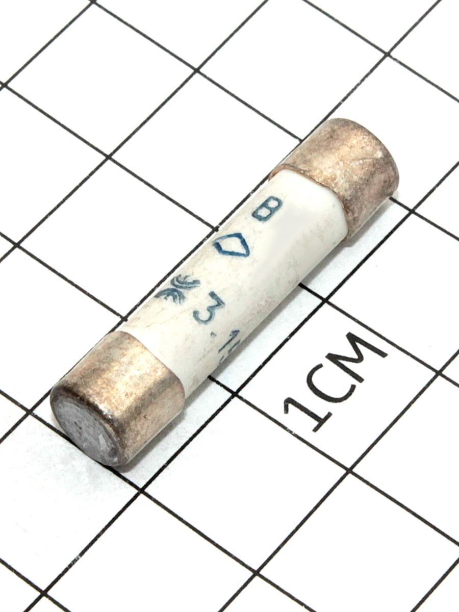 ВП3Т-2Ш-3,15А (7х30) кер. 90-92г